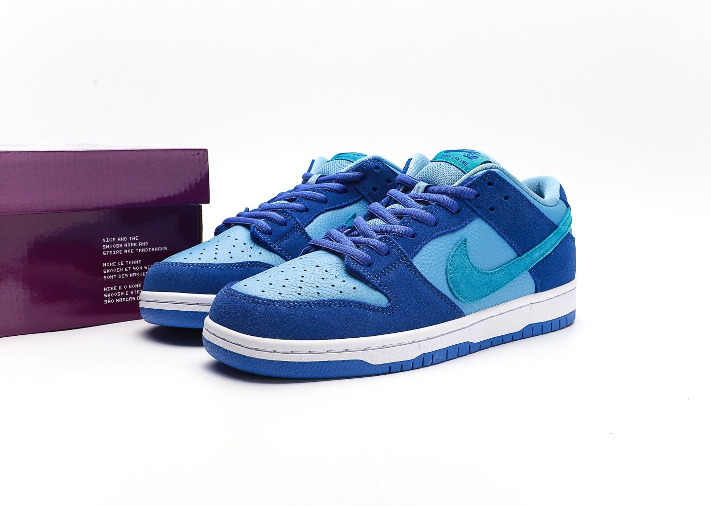 SB Dunk Low "Blue Raspberry" [PK GOD]