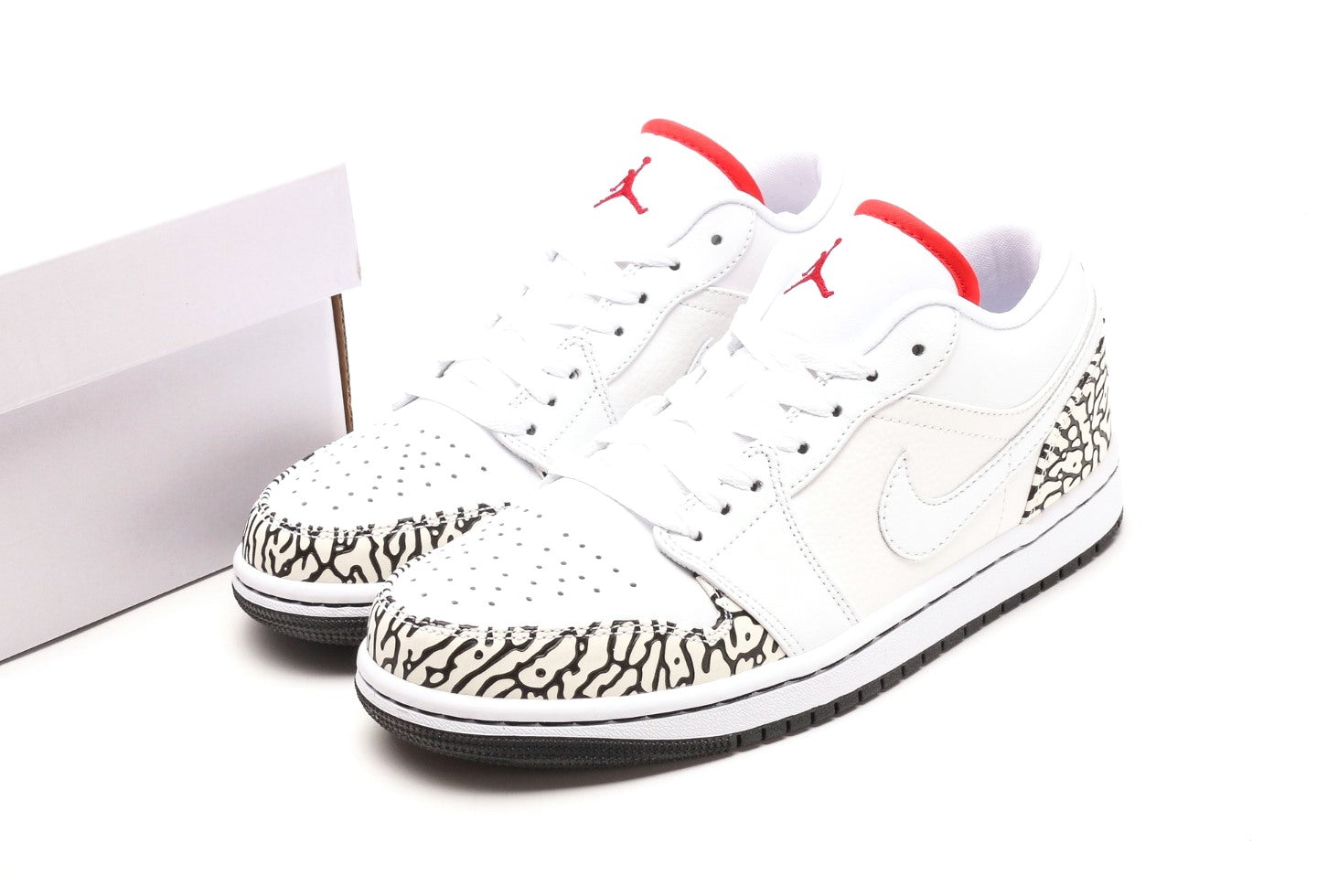 Air Jordan 1 Phat Low 'Cement'