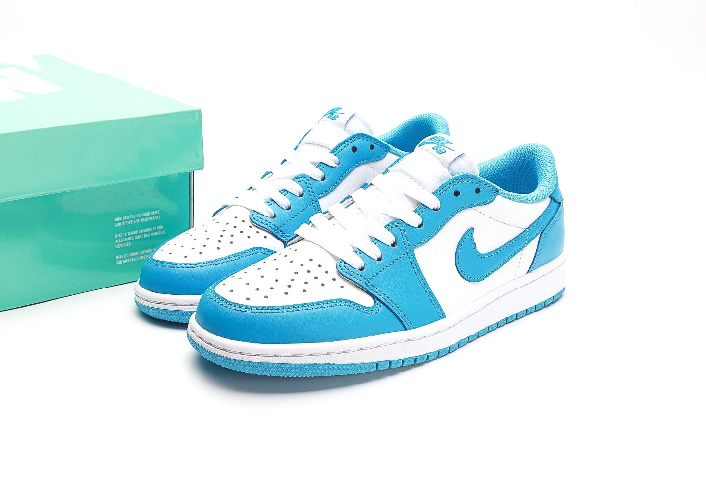 Nike SB Air Jordan 1 Low UNC [PK GOD]