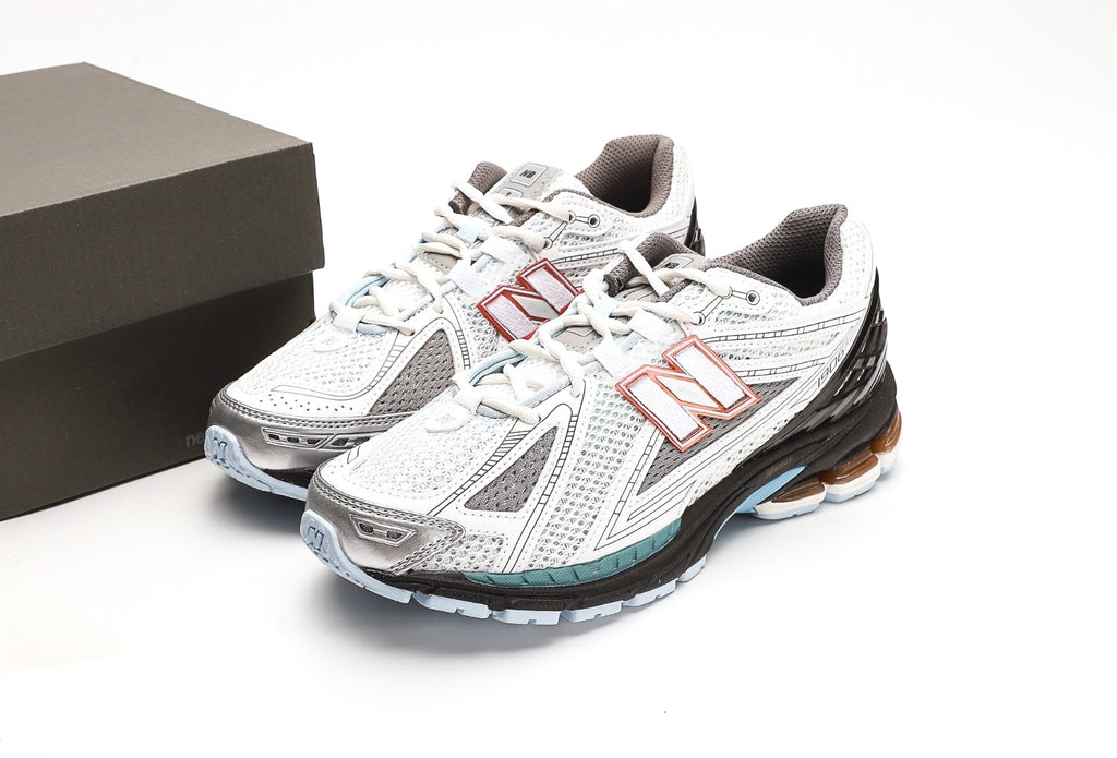 New Balance 1906R "White Black Copper"