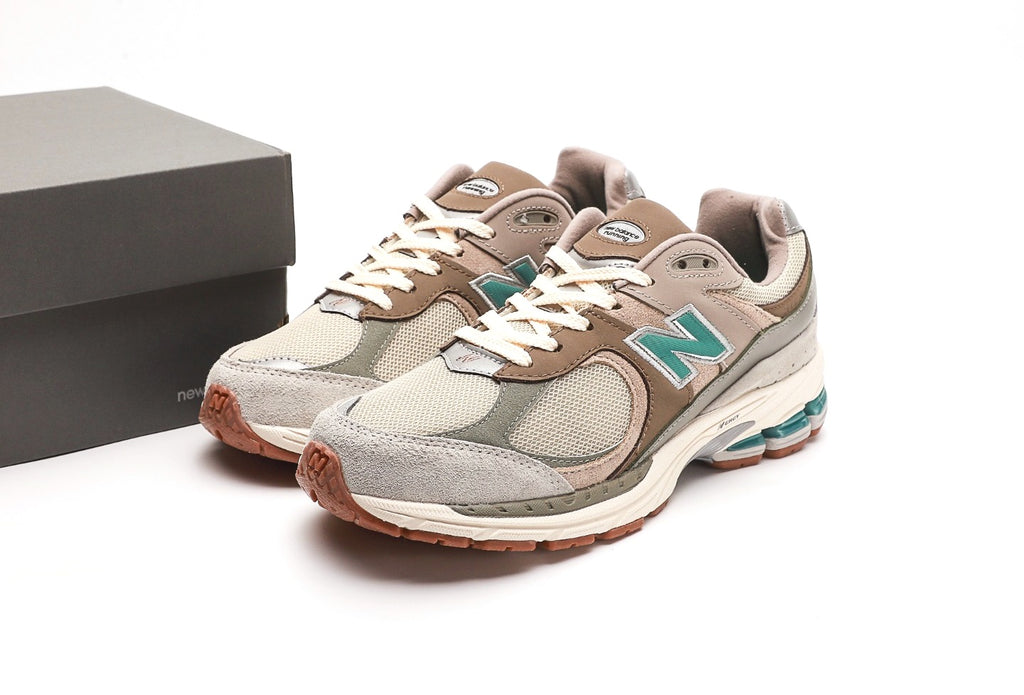 New Balance 2002R Oasis