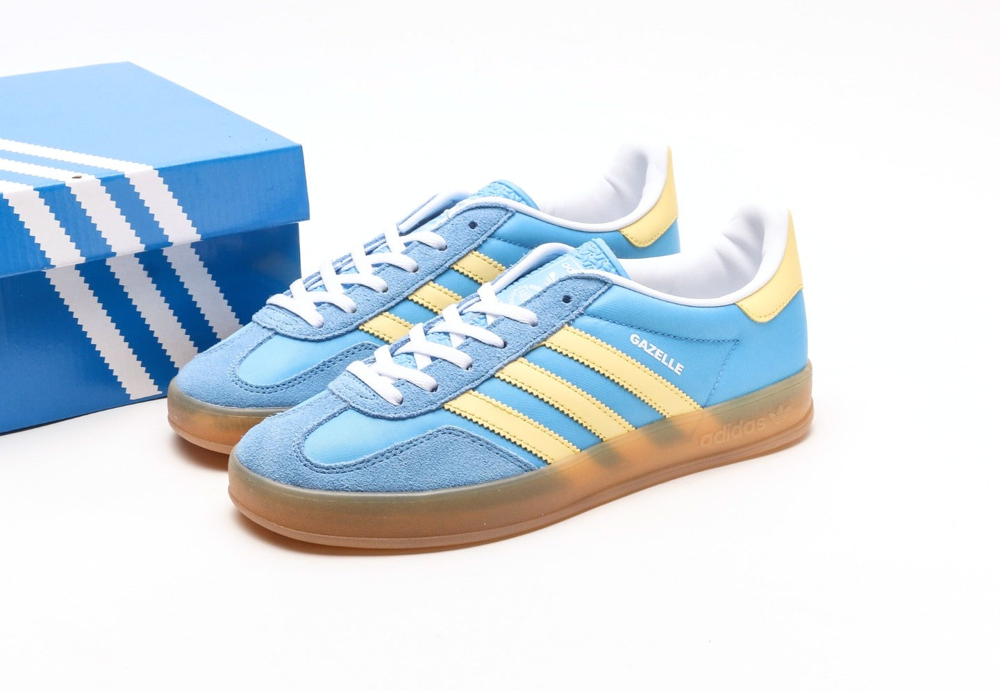 Gazelle Indoor Semi Blue Burst Almost Yellow