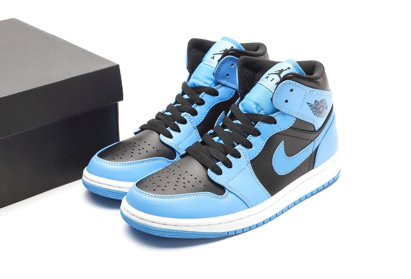 Air Jordan 1 Mid Blue Black