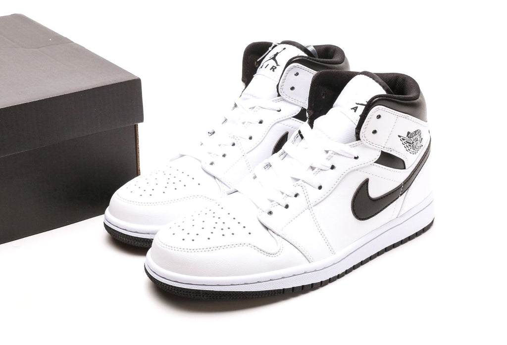 Air Jordan 1 Mid 'White Black'