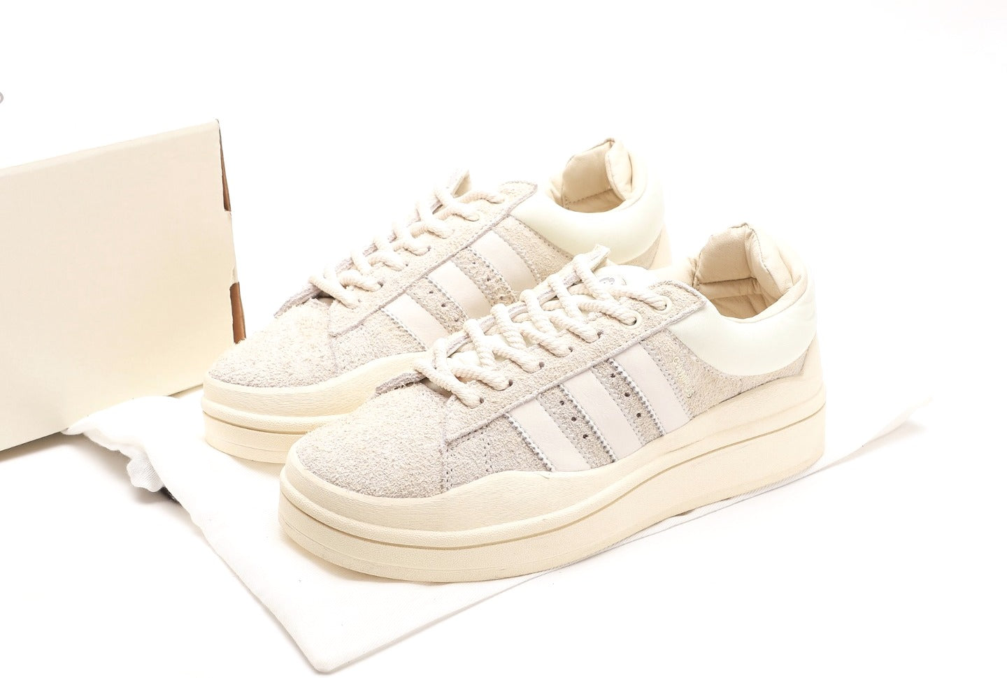 Bad Bunny x Campus Light "Light"