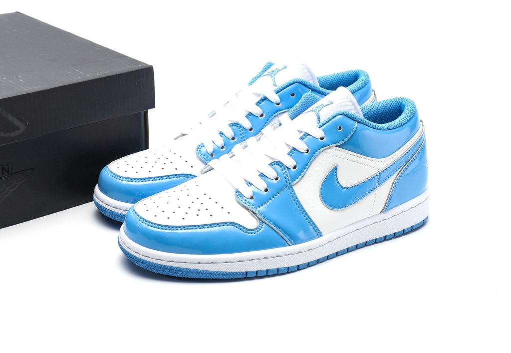 Air Jordan 1 Low Legend Blue