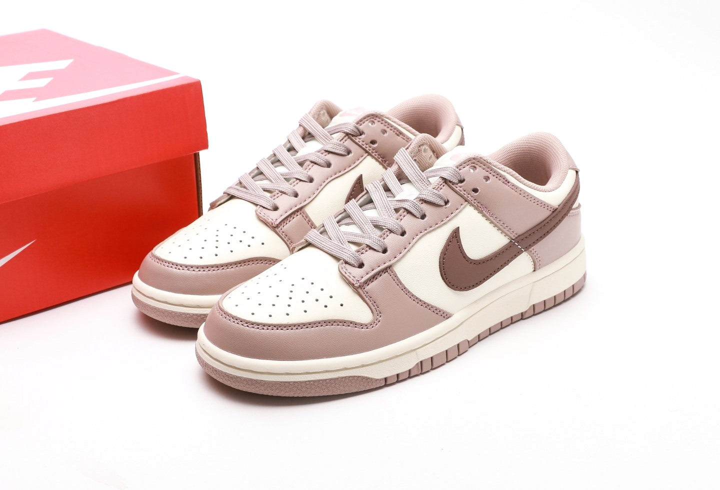 Dunk Low "Diffused Taupe"