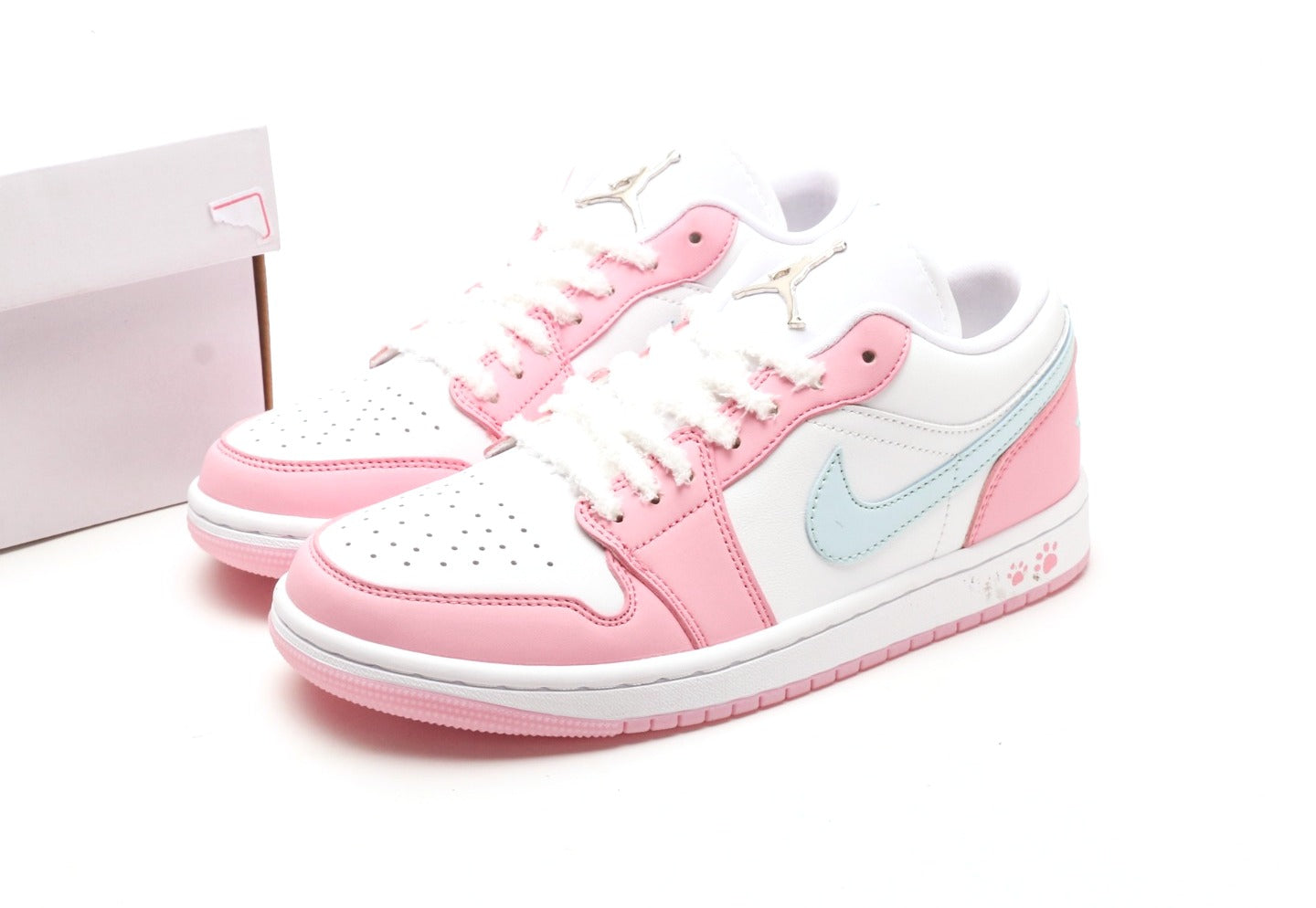 Air Jordan 1 Low "Paw Print"