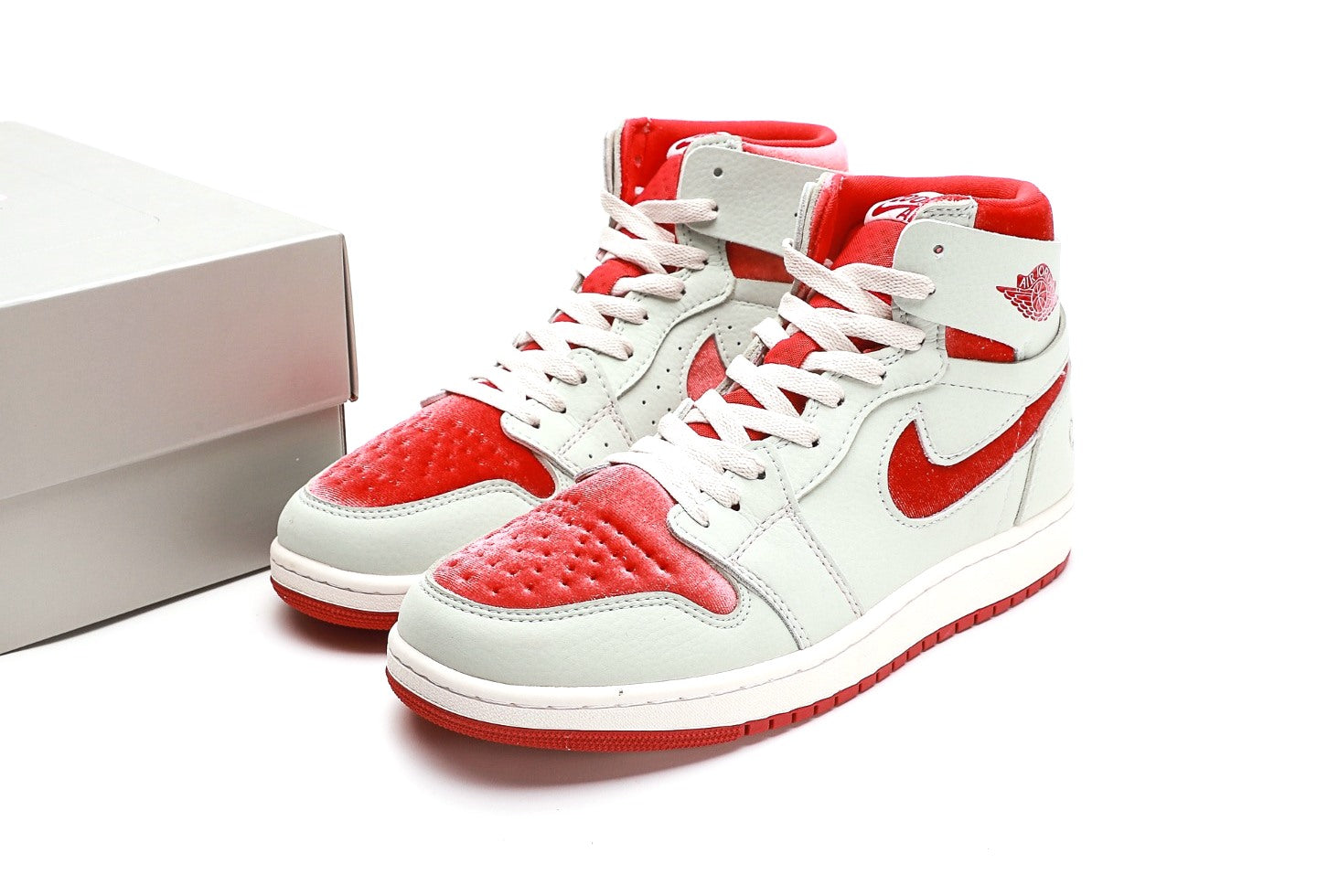 Air Jordan 1 Zoom CMFT 2 "Valentine's Day"