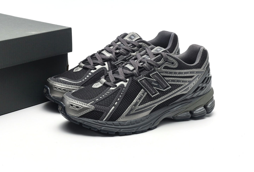 New Balance 1906R Black Silver