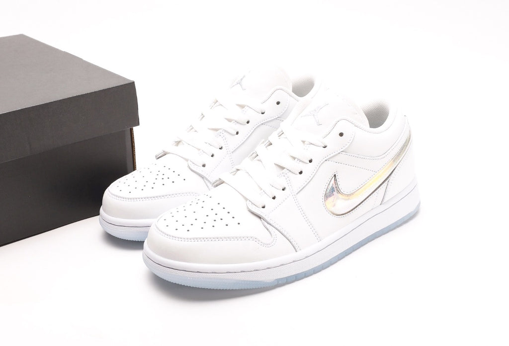 Air Jordan 1 Low GS Glitter Swoosh