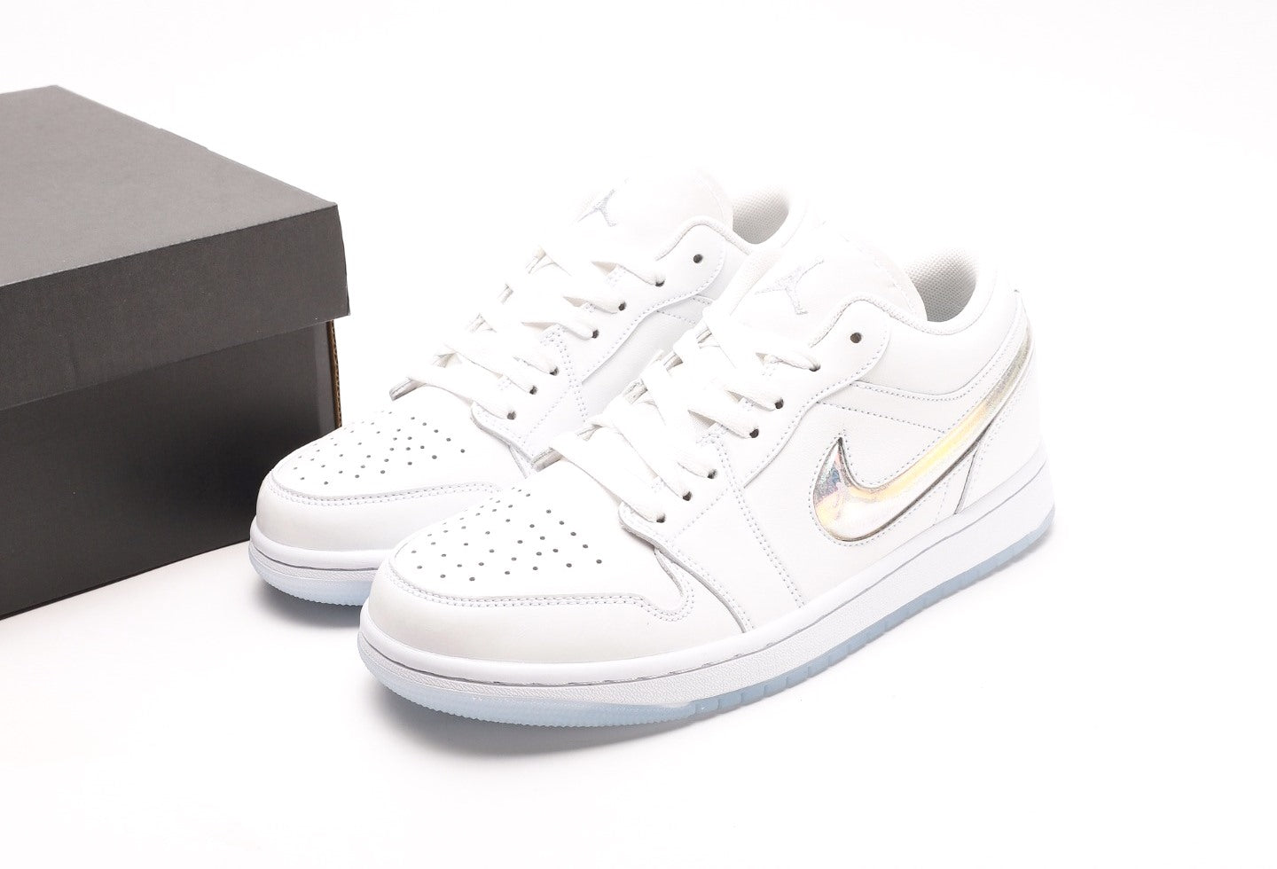 Air Jordan 1 Low GS Glitter Swoosh