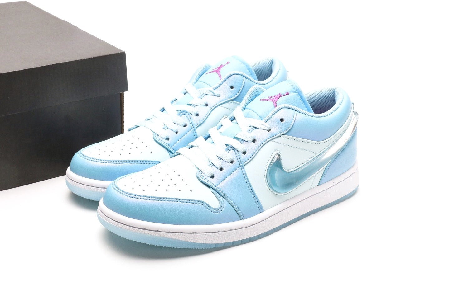 Air Jordan 1 Low GS Aquarius Blue