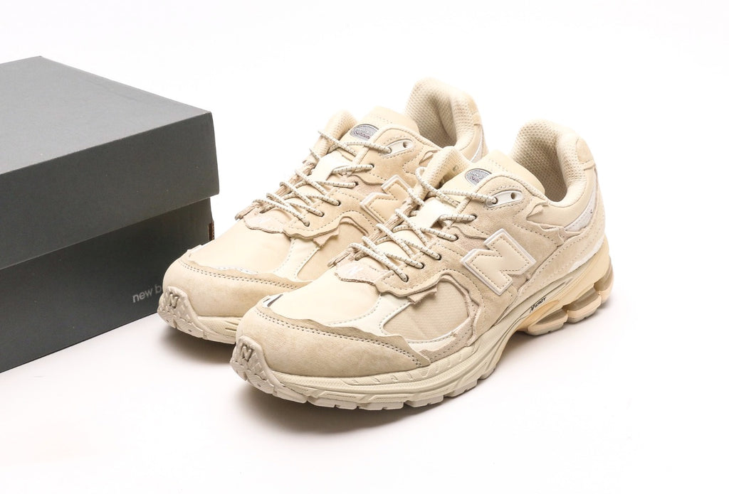 New Balance 2002R Protection Pack Sandstone