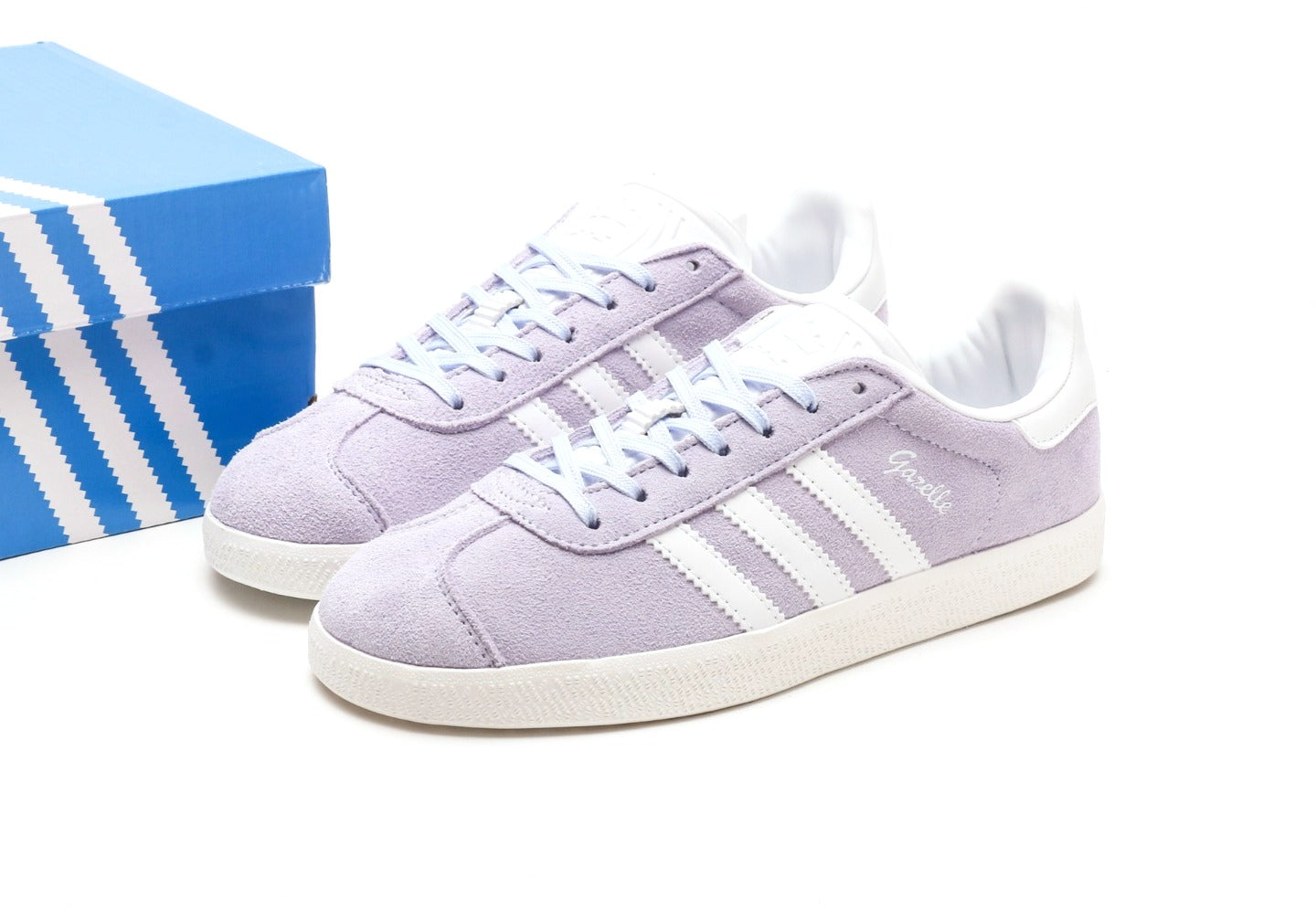 Gazelle Violet Tone