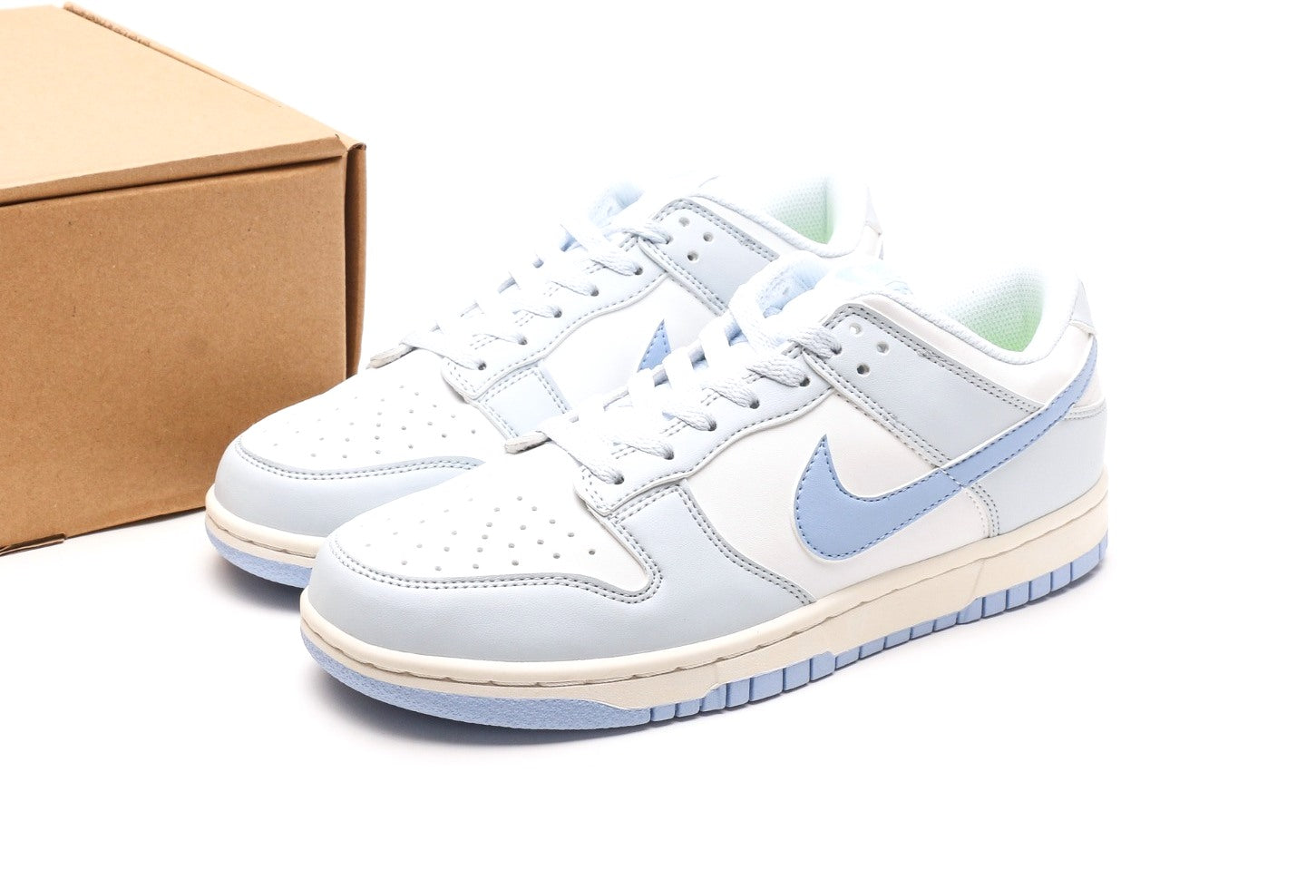 Dunk Low Next Nature "Blue Tint"