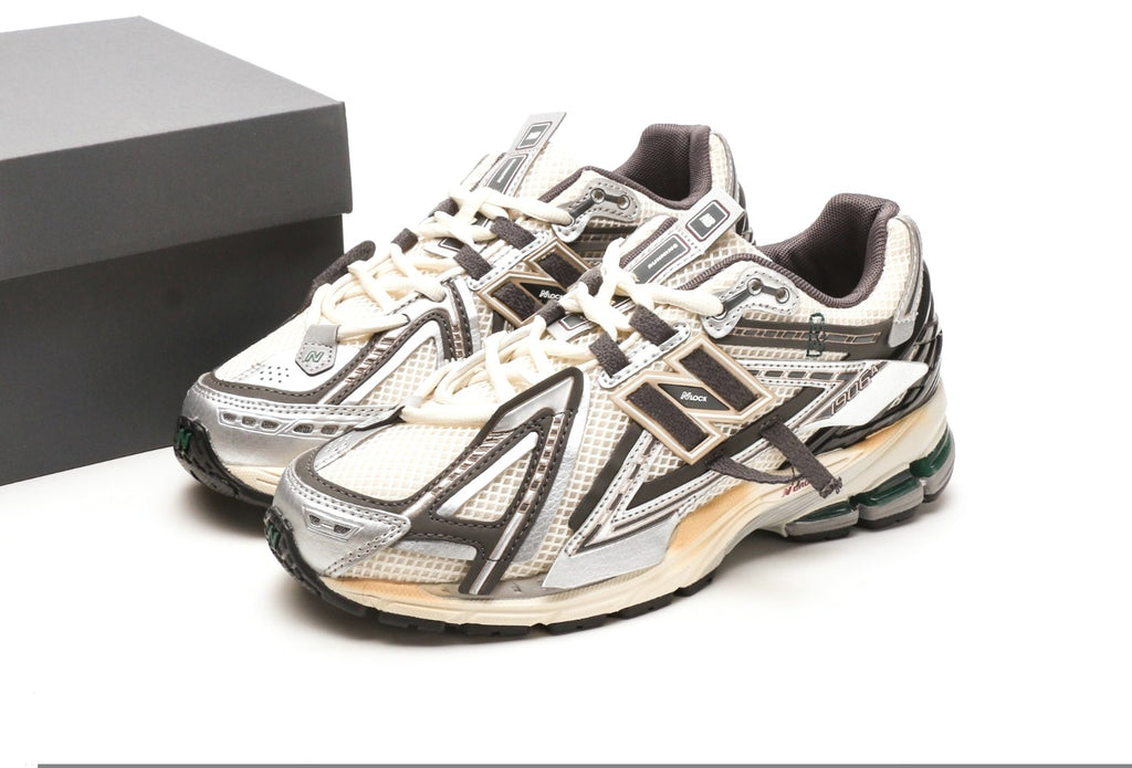 New Balance 1906A "Silver Gold Metallic"