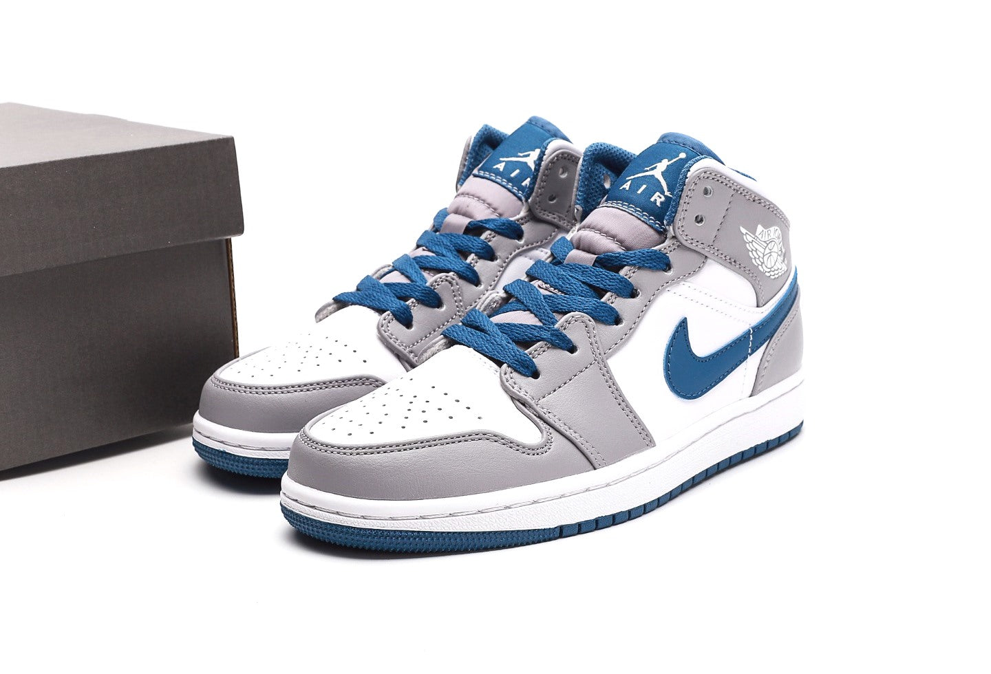 Air Jordan 1 Mid Cement True Blue
