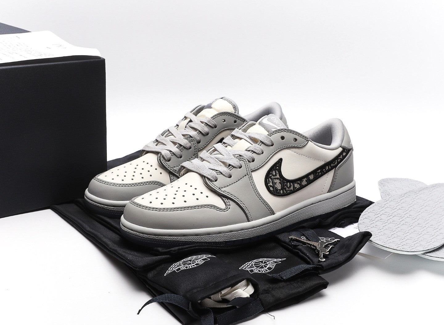 Dior x Air Jordan 1 Low "Wolf Grey" [PK GOD]