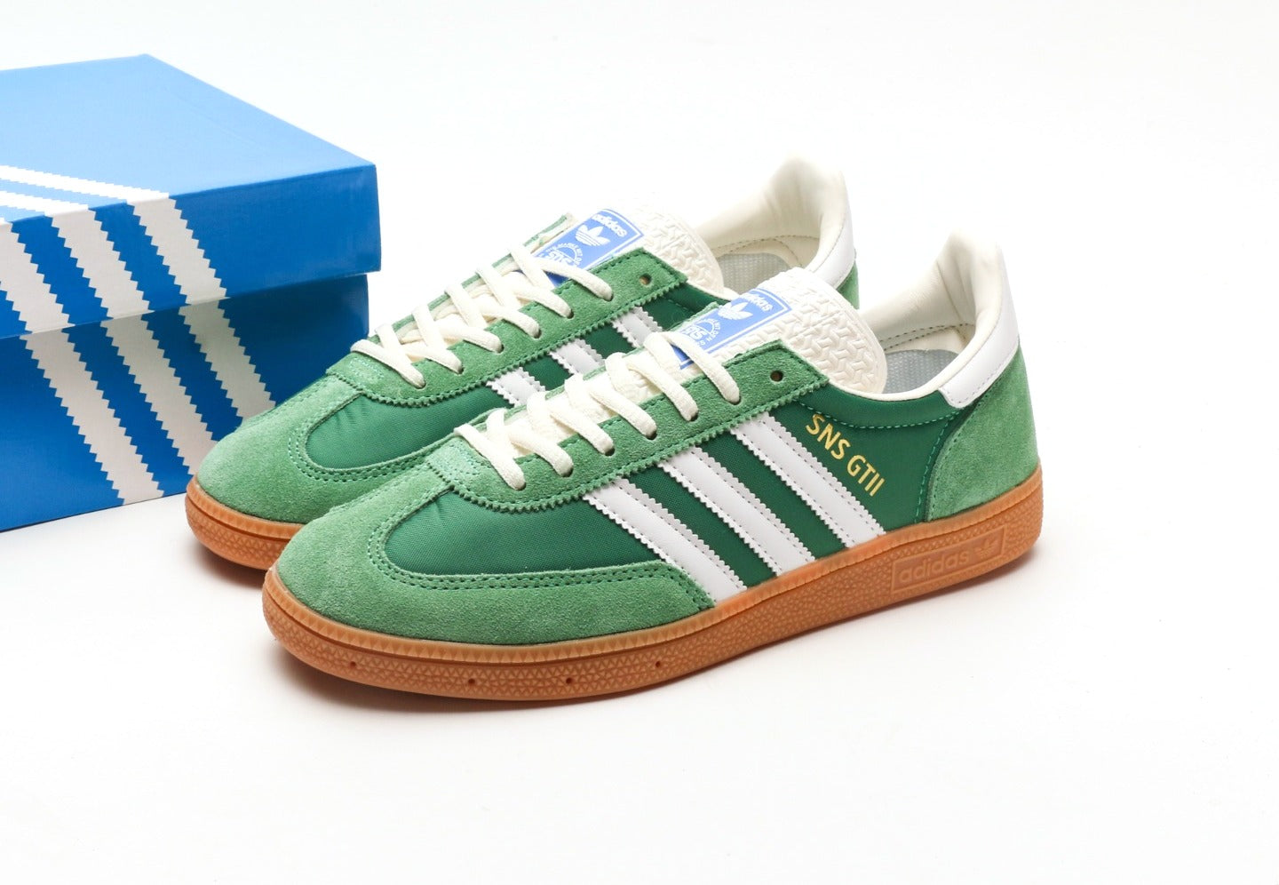 adidas x Sneakersnstuff SNS GT 2 "London"