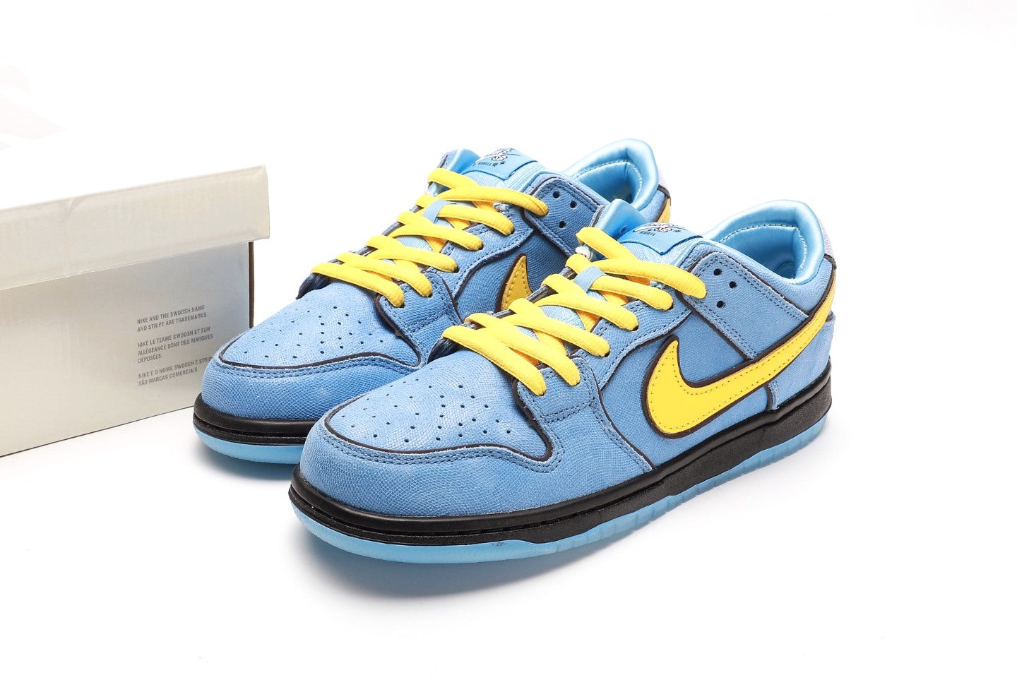 The Powerpuff Girls x SB Dunk Low Bubbles