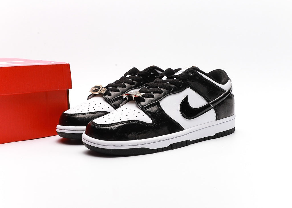 Dunk Low "World Champions" Black White