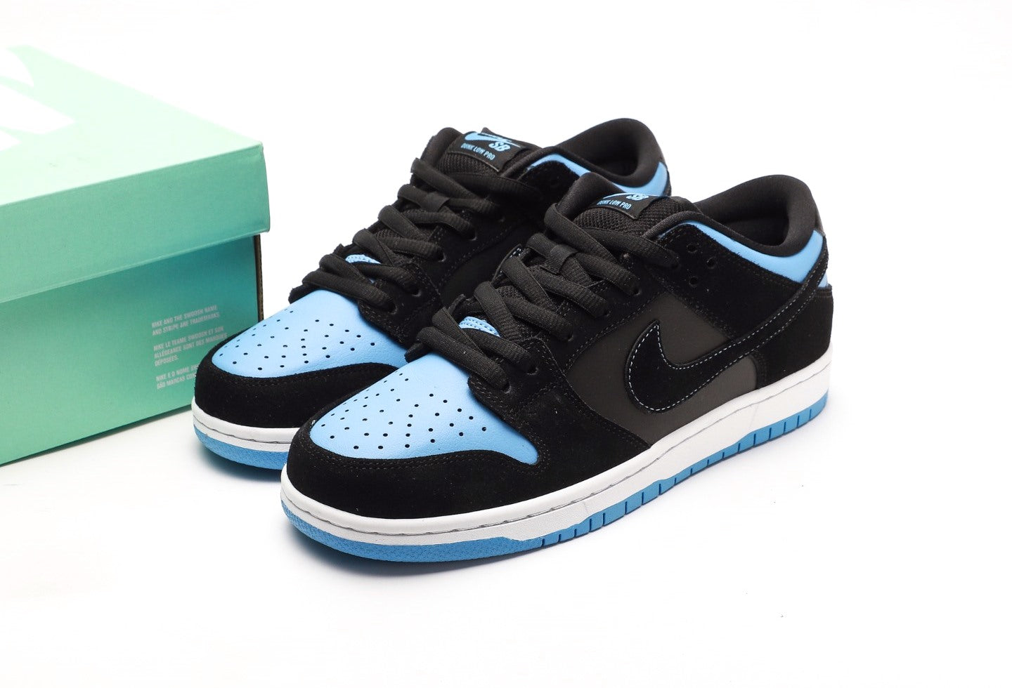 SB Dunk Low Black 'University Blue'