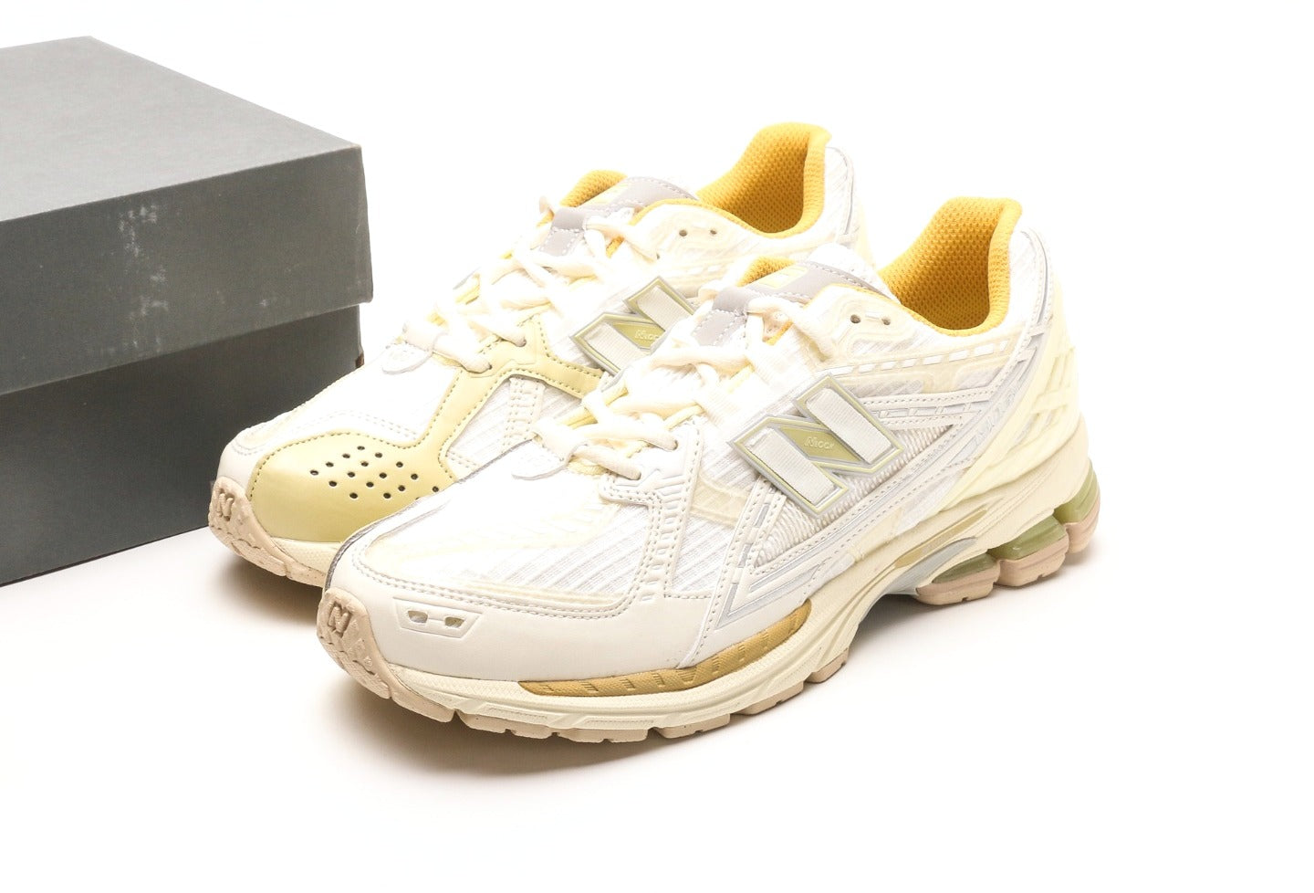 New Balance 1906U Lunar New Year Cream [PK GOD]