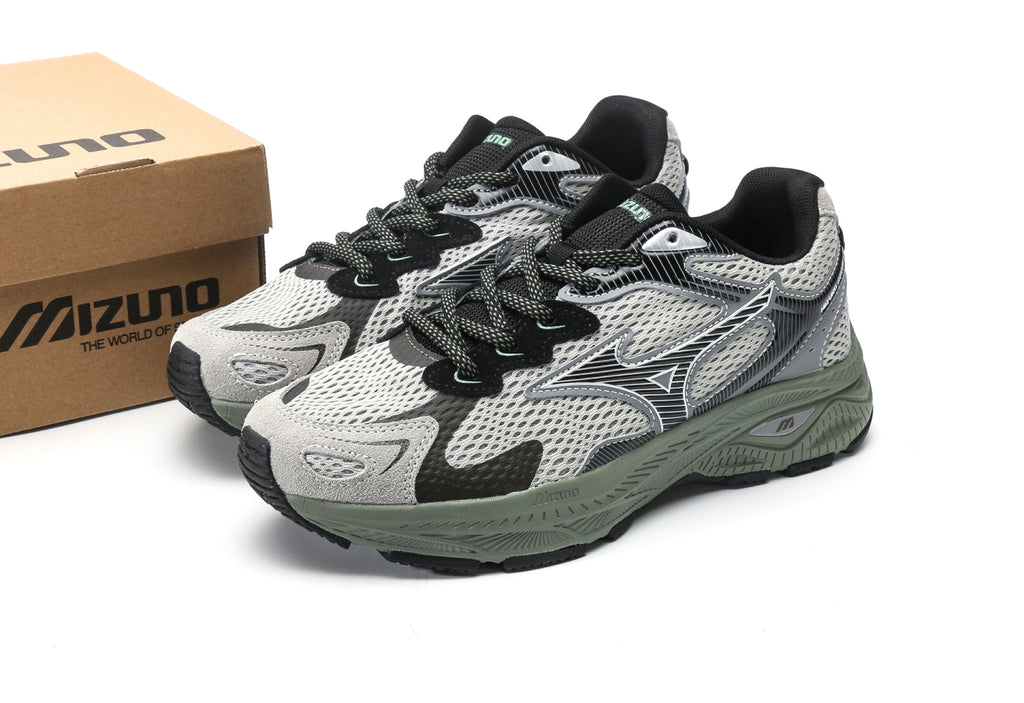 Mizuno RACER S