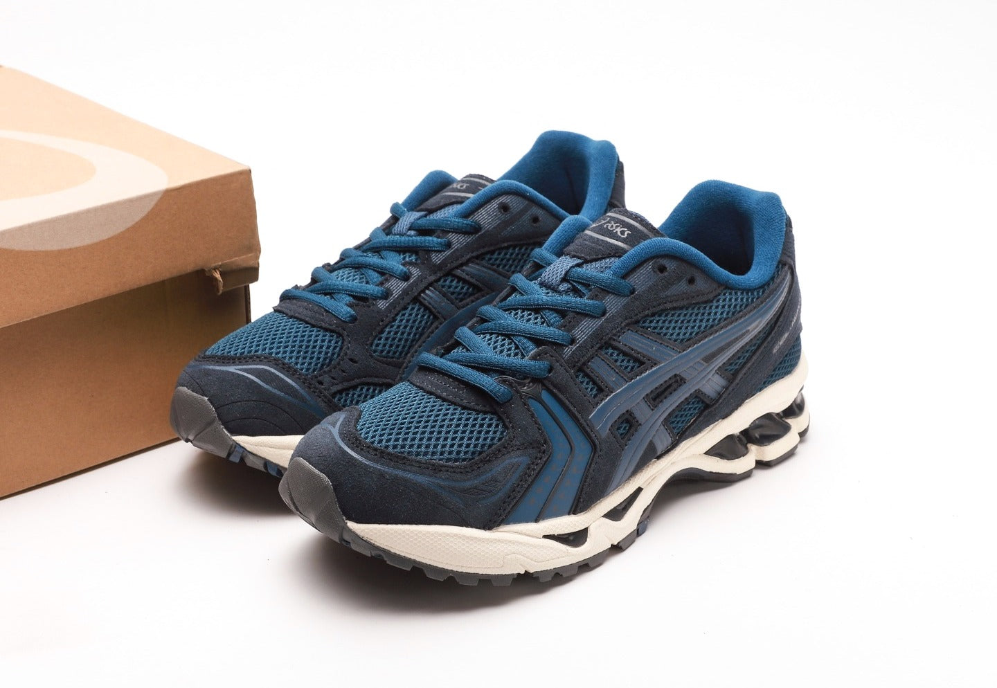 Gel-Kayano 14 'Mako Blue'