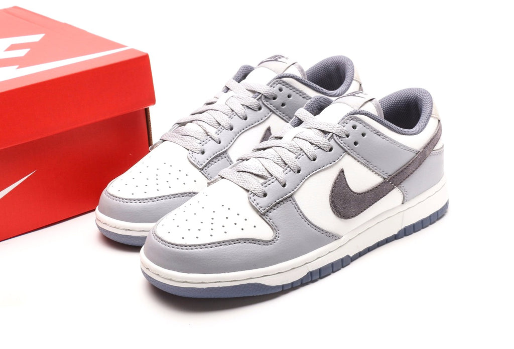 Dunk Low SE 'Light Carbon'