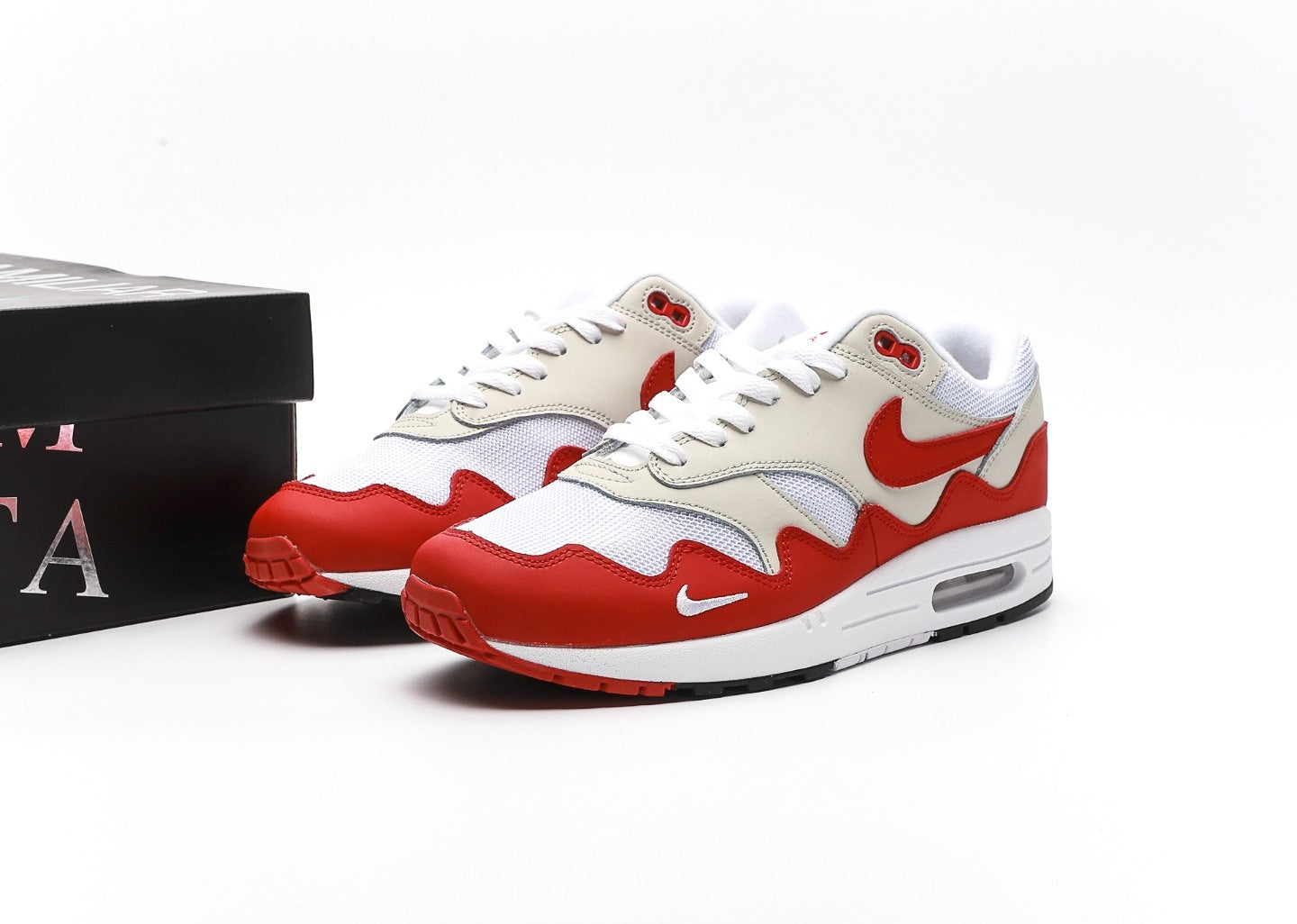 Patta x Air Max 1