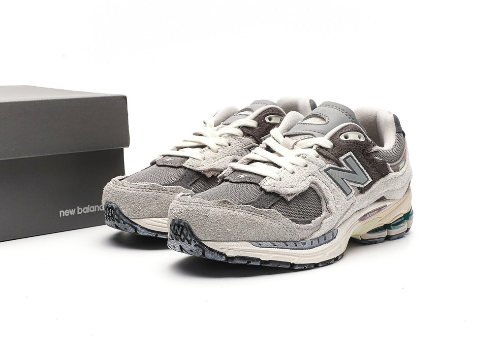 New Balance 2002R Protection Pack Rain Cloud