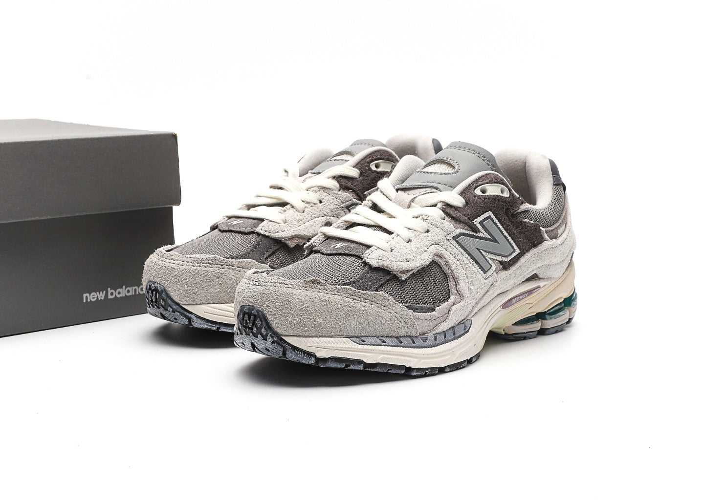 New Balance 2002R Protection Pack Rain Cloud