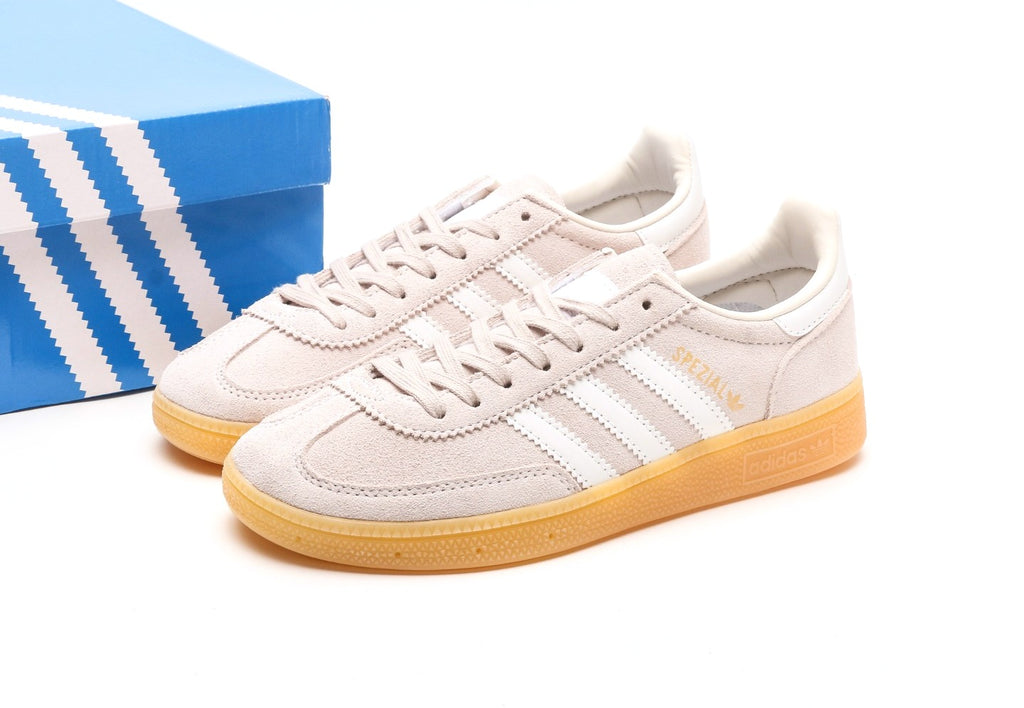 Handball Spezial "Wonder White Gum"