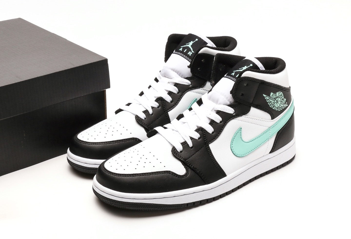 Air Jordan 1 Mid Green Glow