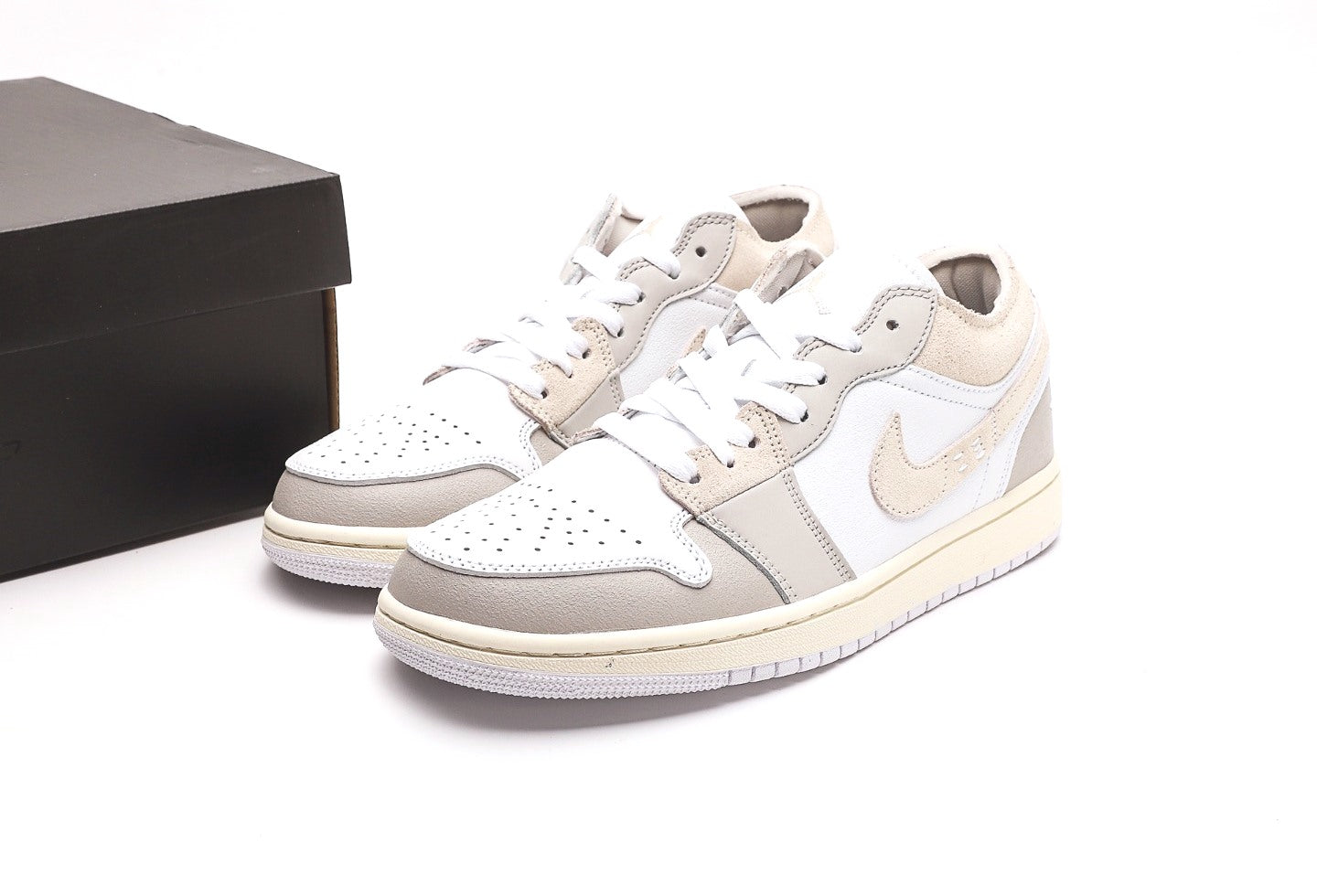 Air Jordan 1 Low Craft "Tech Grey"
