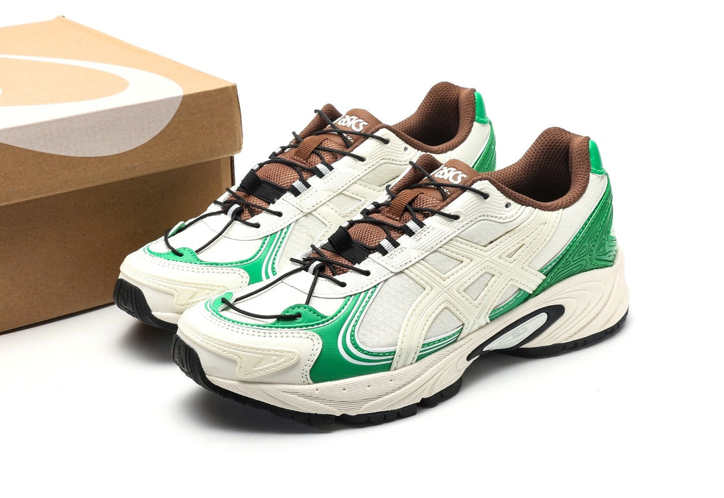 Gel-Kahana TR V4 Retro Off White