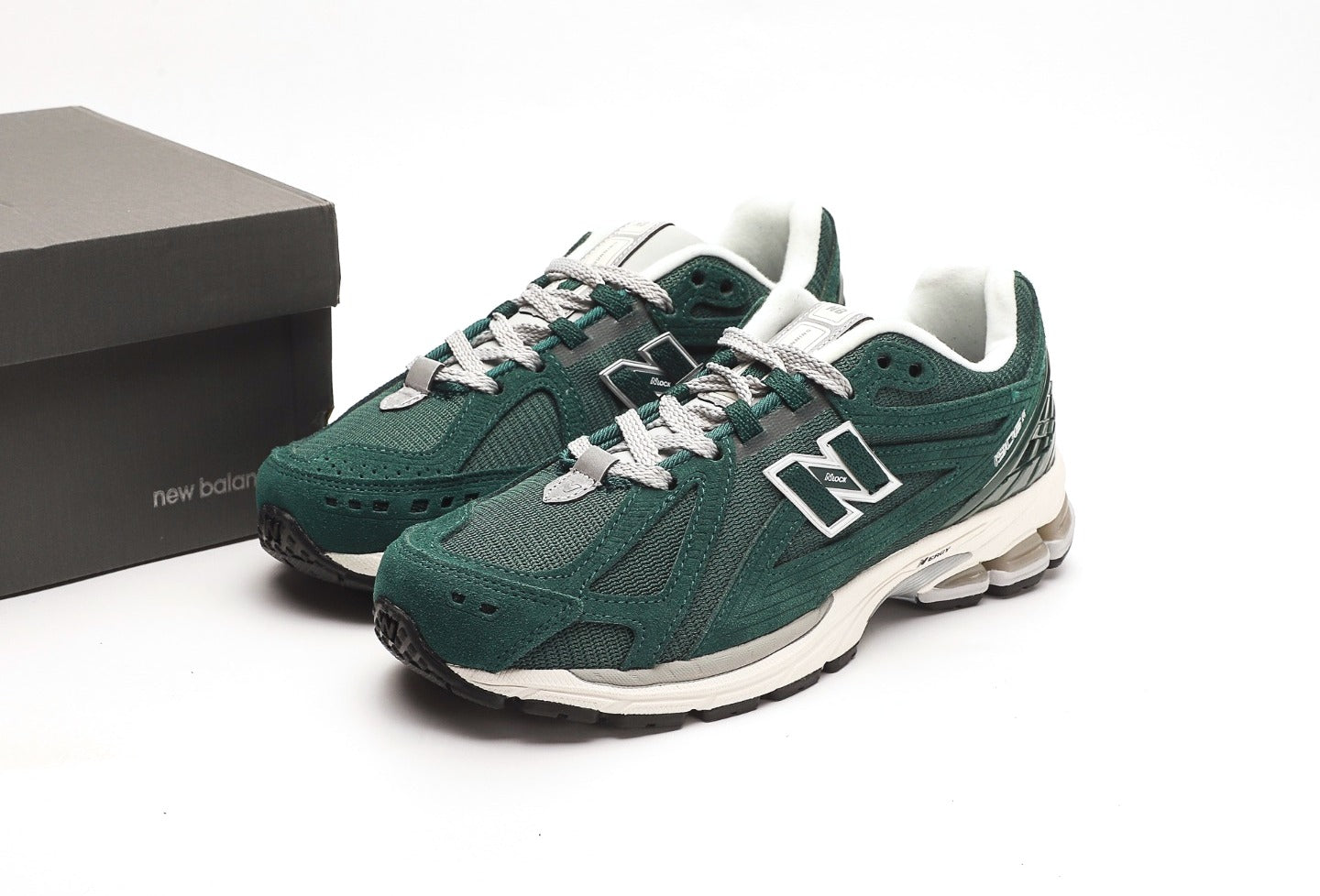 New Balance 1906R "Nightwatch Green"