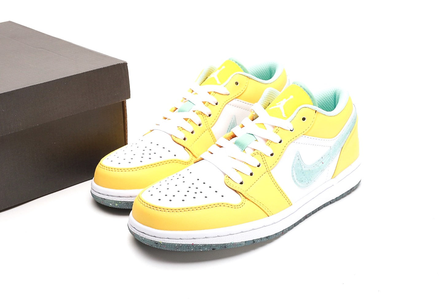 Air Jordan 1 Low Yellow White Grind