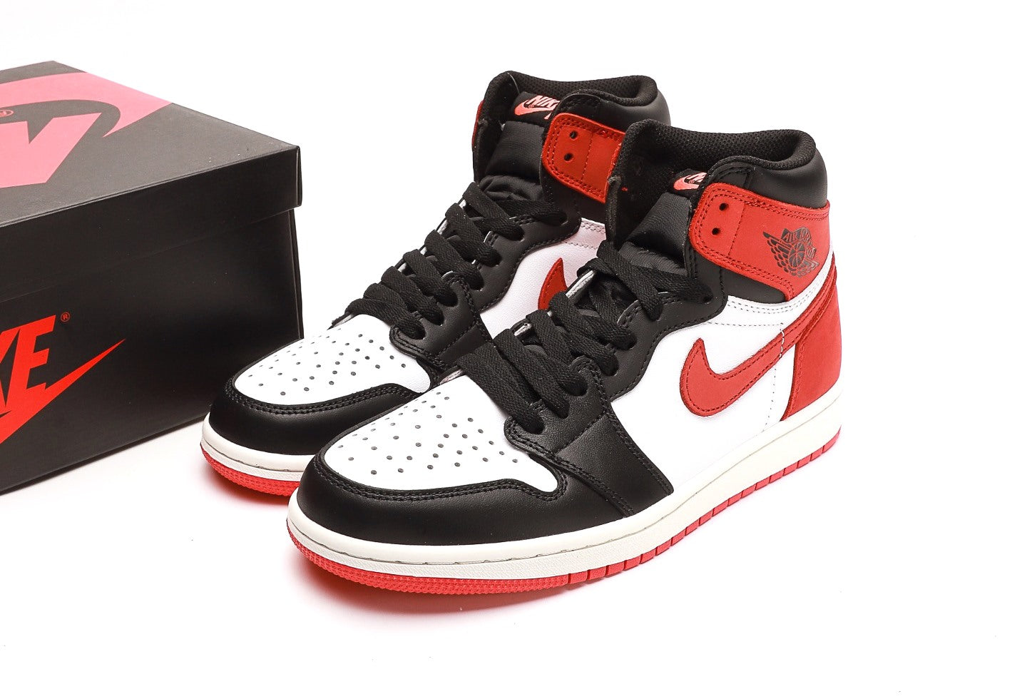 Air Jordan 1 Retro High OG “Track Red”