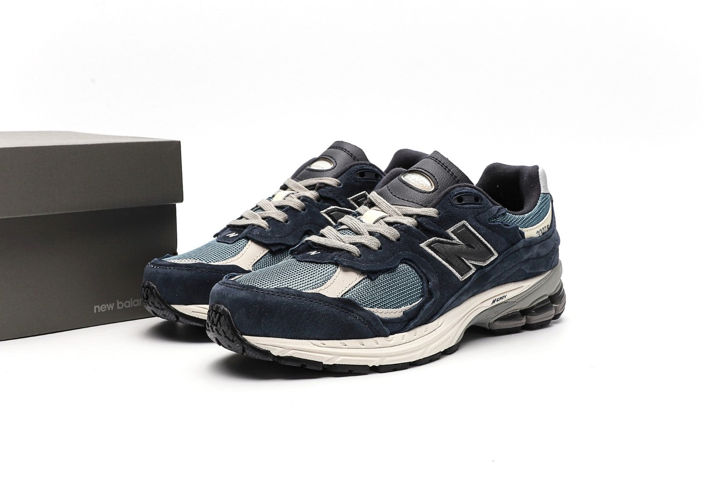 New Balance 2002R Protection Pack Dark Navy