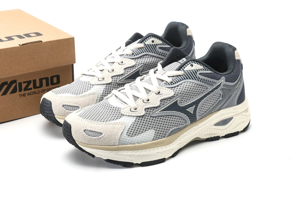 Mizuno RACER S