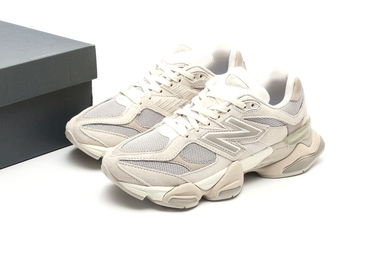 New Balance 9060 Moonbeam