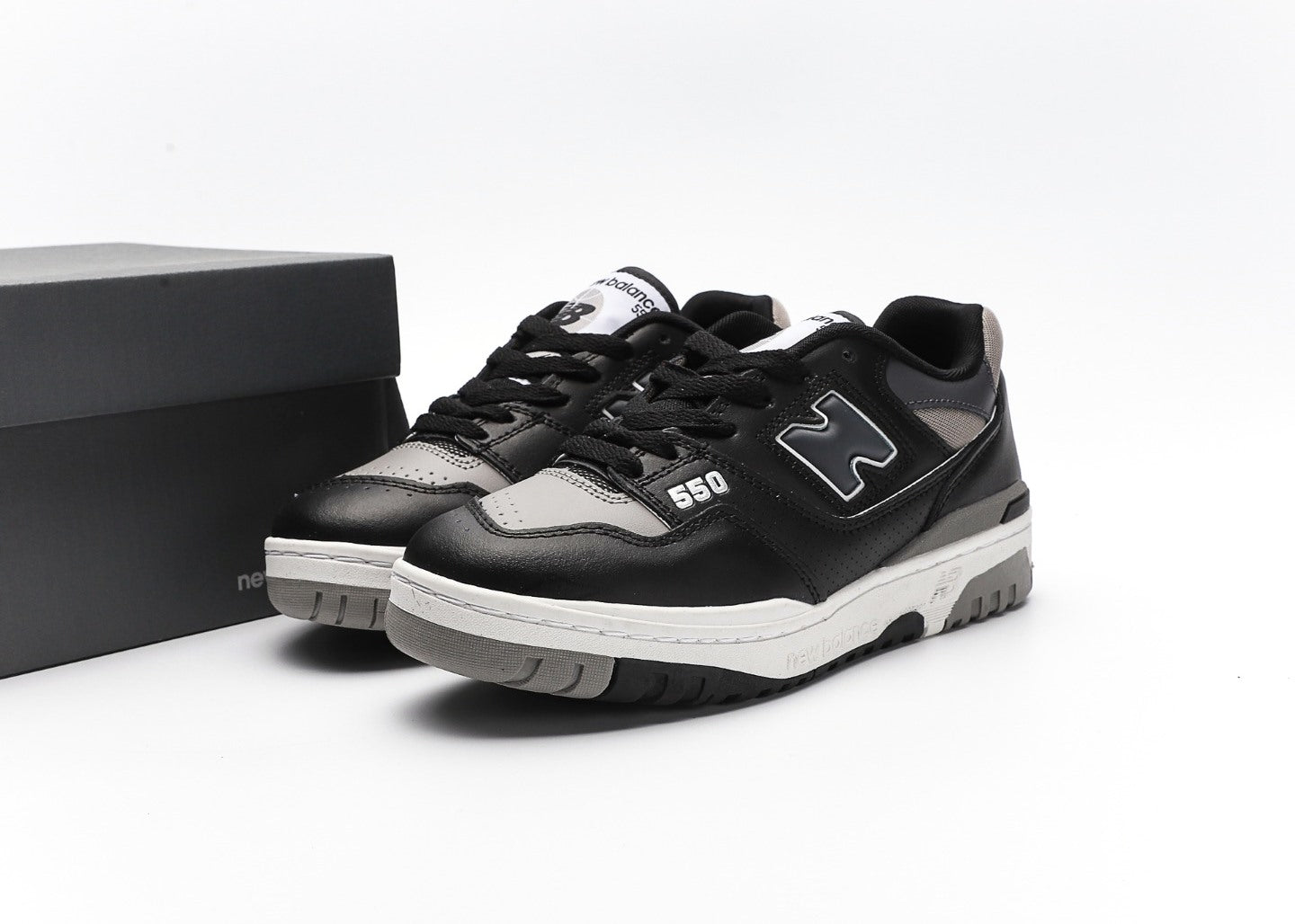 New Balance 550 Black Marblehead