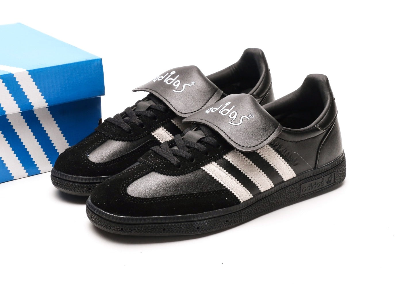 Handball Spezial "Black White"