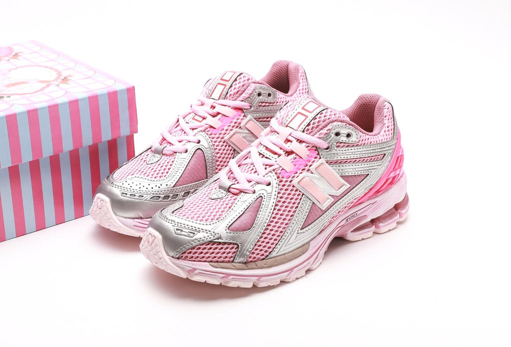 New balance 1906r Pink