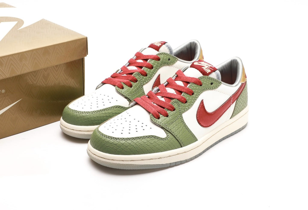 Air Jordan 1 Retro Low OG 'Year of the Dragon'