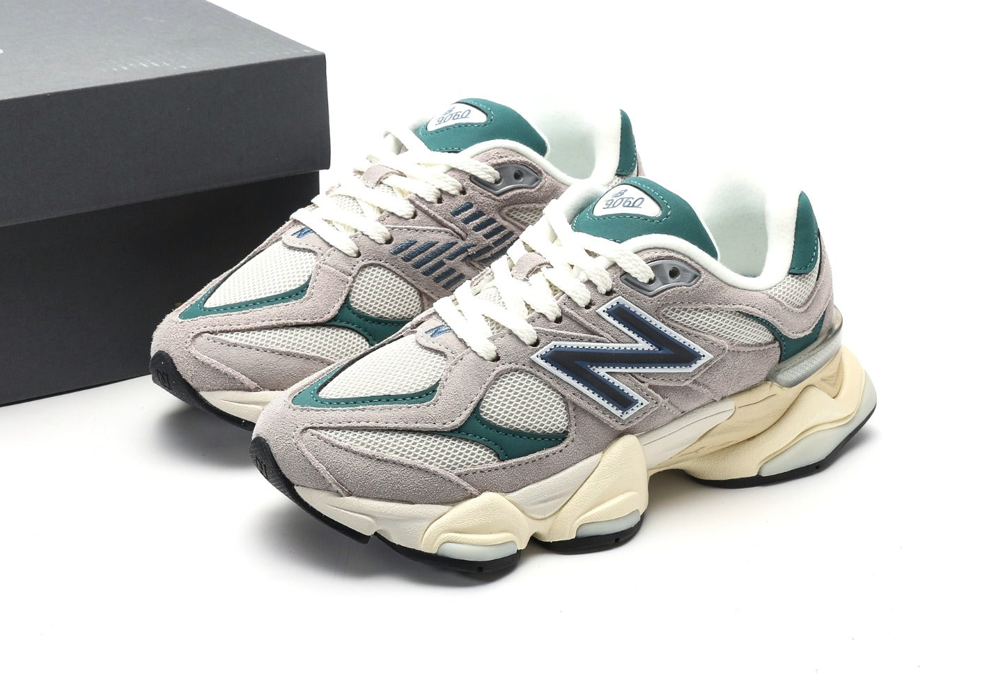 New Balance 9060 Concrete New Spruce