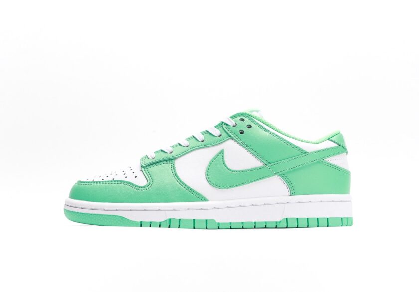 Dunk Low Green Glow